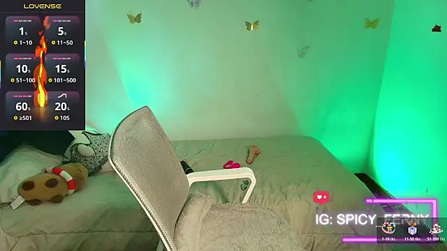 Snapshot of 9_Fernanda_9 chatting on April 18, 2026, 7:58 pm 9 Fernanda 9 online show from April 18, 2026, 7:58 pm