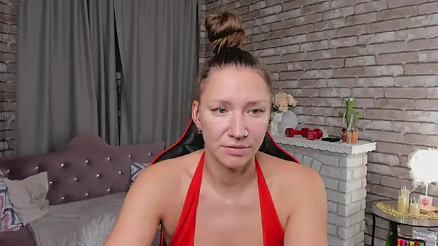 SarahCoksss online show from April 7, 2026, 11:37 pm