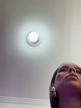 Mau White online show from January 13, 2025, 6:05 pm