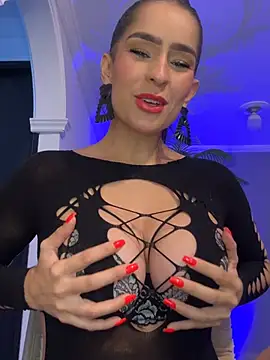 Snapshot of Mau_White chatting on June 30, 2026, 10:00 pm Mau White online show from June 30, 2026, 10:00 pm