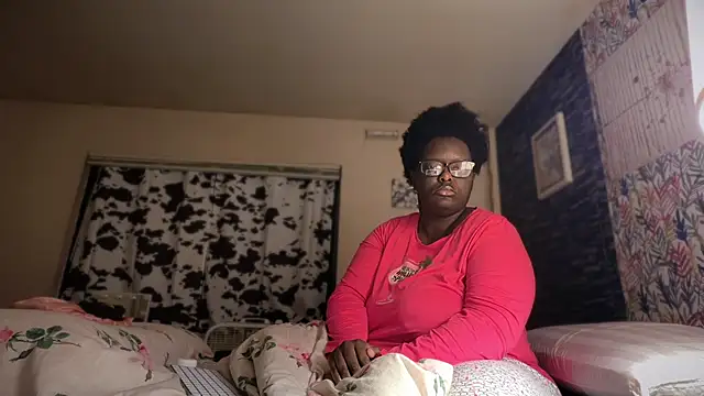 Yagurl  west online show from January 7, 2026, 6:27 am