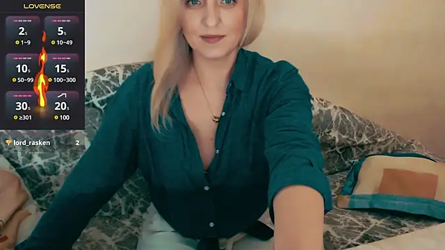 ElysonLang online show from February 9, 2025, 2:38 am