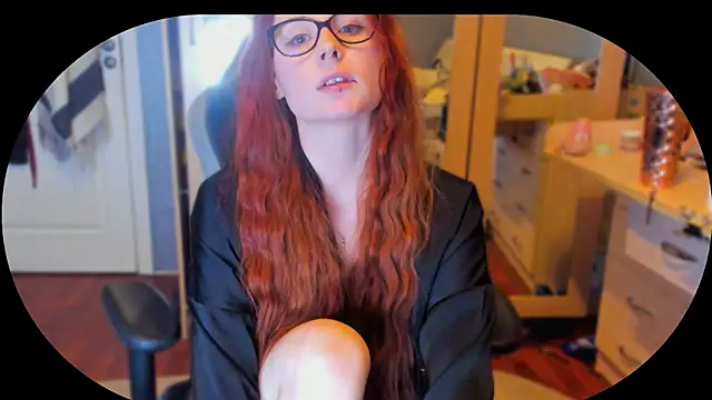 KlementinaBbG online show from February 5, 2025, 7:53 pm