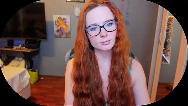 KlementinaBbG online show from March 12, 2025, 8:41 pm