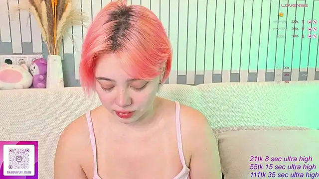 Snapshot of __KawaiiYuki__ chatting on October 4, 2025, 4:54 am   KawaiiYuki   online show from October 4, 2025, 4:54 am
