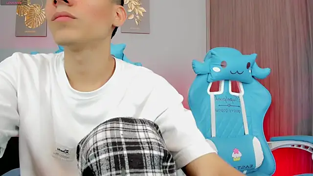 jake and joaquin online show from February 25, 2025, 8:51 pm