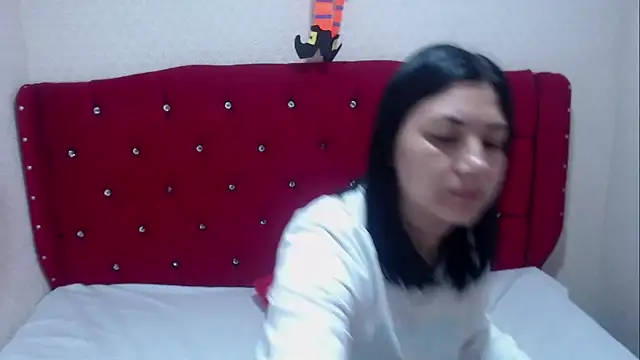 AdaFawxx online show from October 15, 2025, 3:50 am