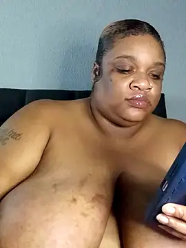 Snapshot of NaughtyHottieBBW chatting on January 30, 2025, 4:45 pm NaughtyHottieBBW online show from January 30, 2025, 4:45 pm