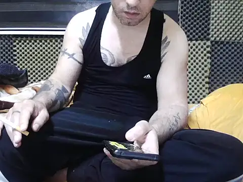 Arabeyes online show from November 2, 2025, 3:42 am