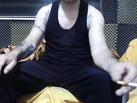 Arabeyes online show from November 15, 2025, 2:42 am