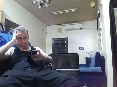 Arabeyes online show from March 21, 2026, 5:12 am