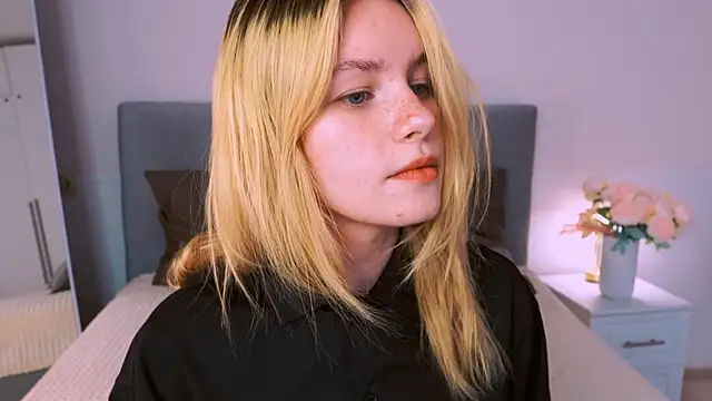 FapClubFamm online show from October 10, 2025, 6:07 pm