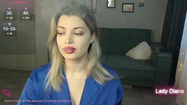 Snapshot of LancasterLady chatting on December 16, 2024, 12:27 pm LancasterLady online show from December 16, 2024, 12:27 pm