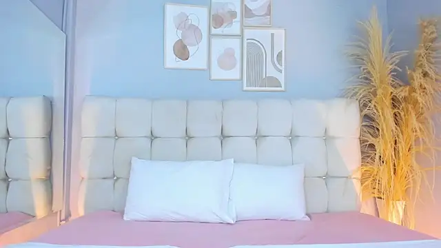 sofi potter  online show from December 20, 2024, 6:19 am