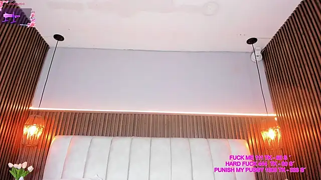 Ashleyy23x online show from March 7, 2026, 7:44 pm