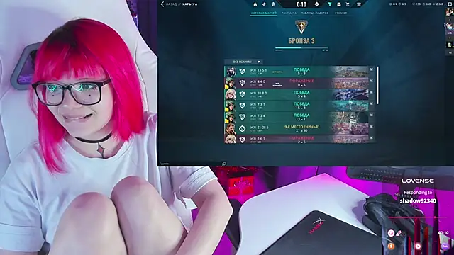 Snapshot of Yumi_Youkai chatting on December 16, 2024, 3:00 pm Yumi Youkai online show from December 16, 2024, 3:00 pm