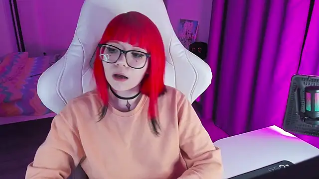 Snapshot of Yumi_Youkai chatting on February 2, 2025, 5:15 pm Yumi Youkai online show from February 2, 2025, 5:15 pm