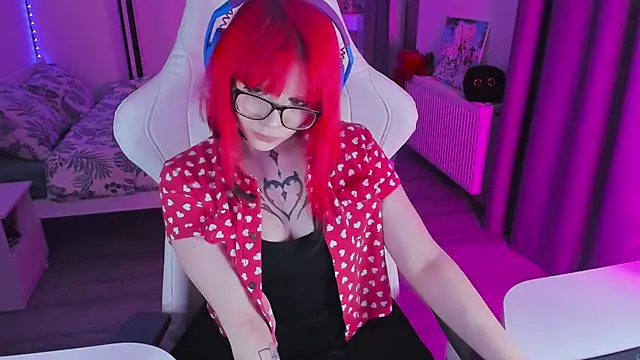 Snapshot of Yumi_Youkai chatting on February 14, 2025, 3:22 am Yumi Youkai online show from February 14, 2025, 3:22 am