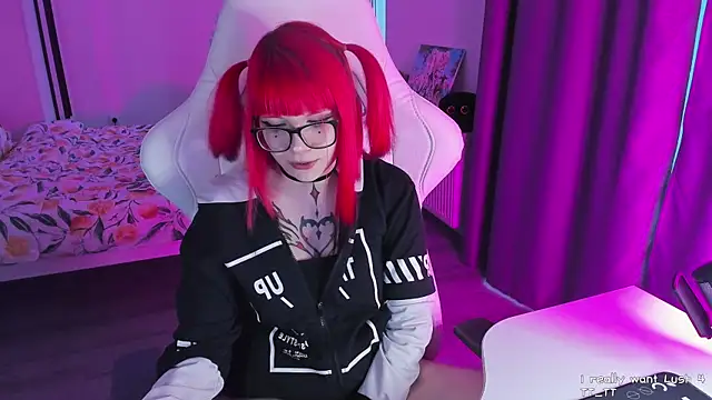 Snapshot of Yumi_Youkai chatting on March 1, 2025, 2:34 pm Yumi Youkai online show from March 1, 2025, 2:34 pm