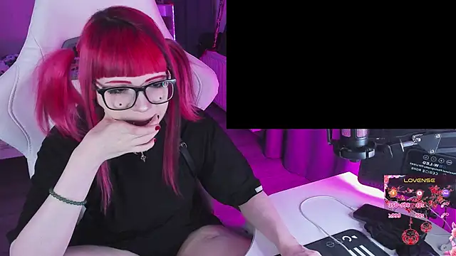 Snapshot of Yumi_Youkai chatting on December 19, 2025, 2:29 am Yumi Youkai online show from December 19, 2025, 2:29 am