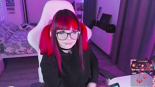 Snapshot of Yumi_Youkai chatting on January 15, 2026, 2:32 pm Yumi Youkai online show from January 15, 2026, 2:32 pm