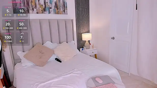 Snapshot of NOVACY-SANTOS chatting on October 12, 2025, 4:17 pm NOVACY-SANTOS online show from October 12, 2025, 4:17 pm
