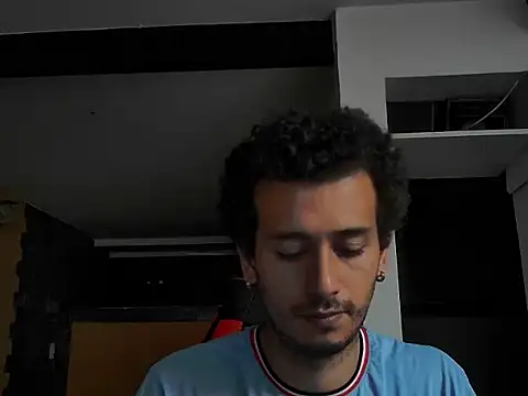 Snapshot of talktome4 chatting on January 10, 2026, 1:35 pm talktome4 online show from January 10, 2026, 1:35 pm