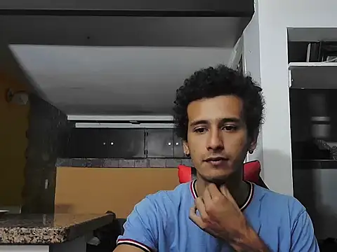 Snapshot of talktome4 chatting on February 15, 2026, 10:39 pm talktome4 online show from February 15, 2026, 10:39 pm