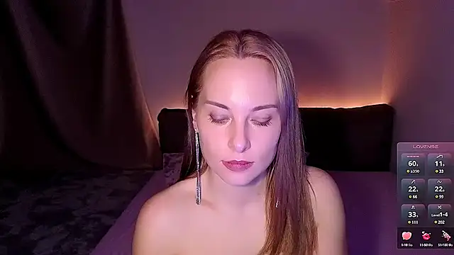 Snapshot of AdeleLady chatting on January 9, 2025, 8:33 pm AdeleLady online show from January 9, 2025, 8:33 pm