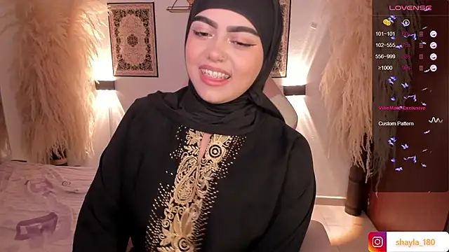 shayla 18 online show from December 3, 2024, 8:17 pm