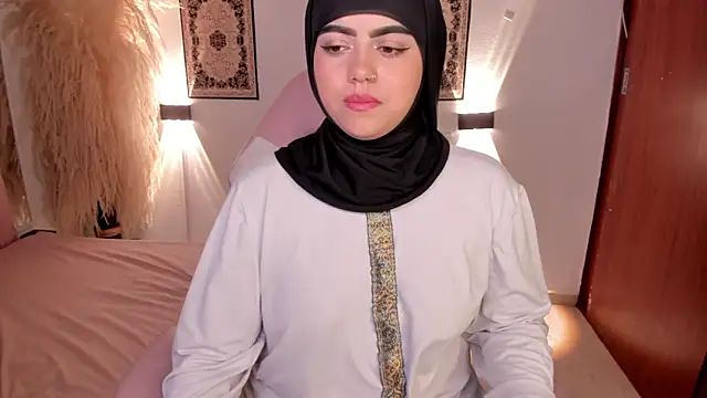 shayla 18 online show from January 25, 2025, 11:00 pm