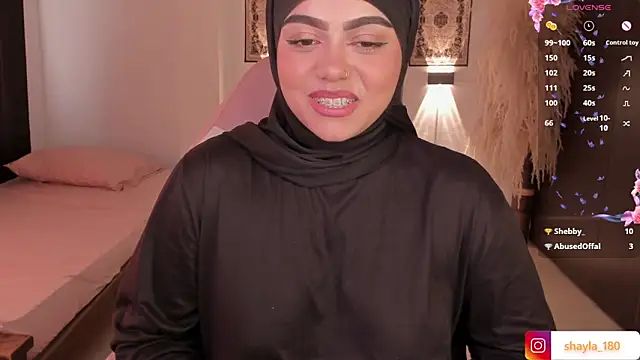 shayla 18 online show from March 17, 2025, 9:02 pm