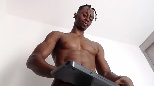 Snapshot of drake_brwon_23 chatting on October 6, 2025, 5:27 am drake brwon 23 online show from October 6, 2025, 5:27 am