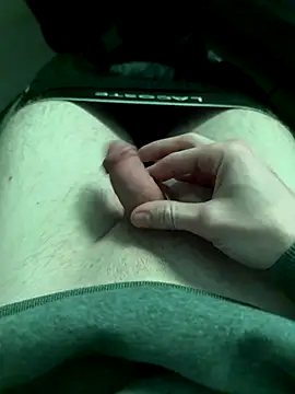 Snapshot of KaterSeinVater1 chatting on October 26, 2025, 6:47 pm KaterSeinVater1 online show from October 26, 2025, 6:47 pm