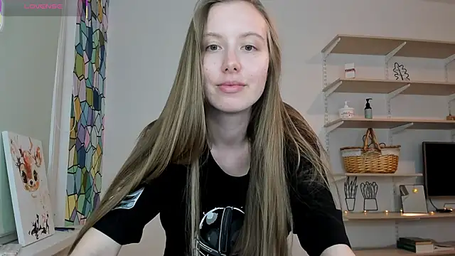 Peggy Beauty online show from October 10, 2025, 1:43 pm