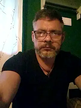 Snapshot of Mikemike19m chatting on February 13, 2025, 2:31 pm Mikemike19m online show from February 13, 2025, 2:31 pm