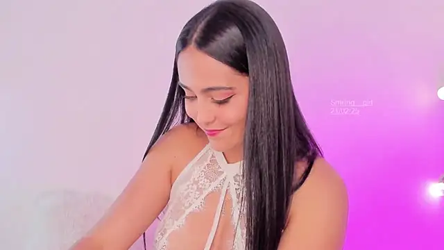 smiling  girl2 online show from February 22, 2025, 1:11 am