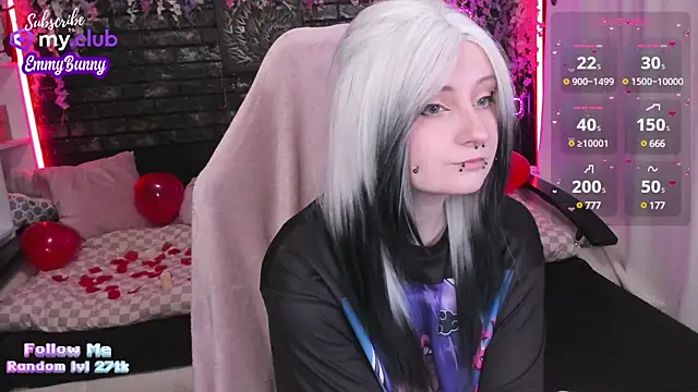 Snapshot of EmmyBunny chatting on February 8, 2025, 3:42 pm EmmyBunny online show from February 8, 2025, 3:42 pm