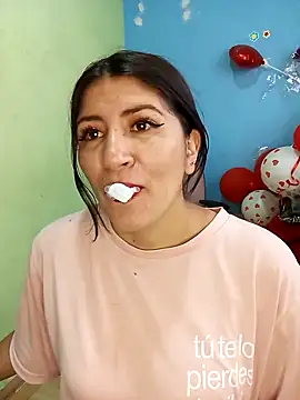 nammy  dirtyhott online show from March 6, 2025, 1:24 pm