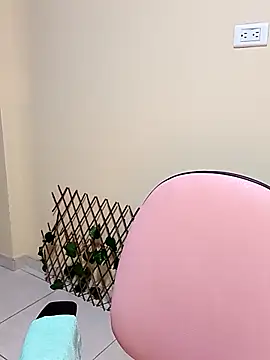 nammy  dirtyhott online show from October 16, 2025, 1:45 pm