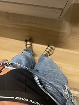 lovesme1212 online show from March 15, 2026, 6:36 pm