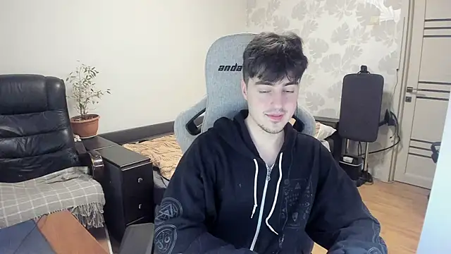 Knuckles17 online show from November 25, 2025, 10:37 am