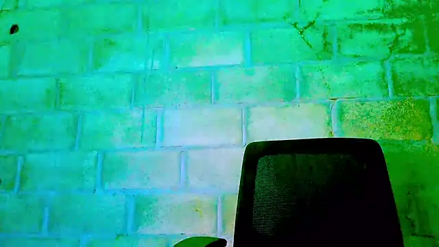 Snapshot of nzanizy chatting on January 20, 2025, 5:06 pm nzanizy online show from January 20, 2025, 5:06 pm