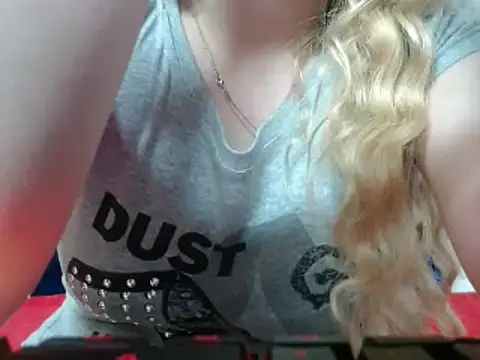 69liamilk69 online show from December 28, 2024, 3:37 am