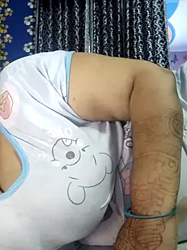 Snapshot of Seema_99 chatting on May 19, 2026, 10:32 am Seema 99 online show from May 19, 2026, 10:32 am