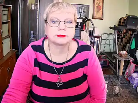 LOLA8888 online show from October 23, 2025, 10:36 am