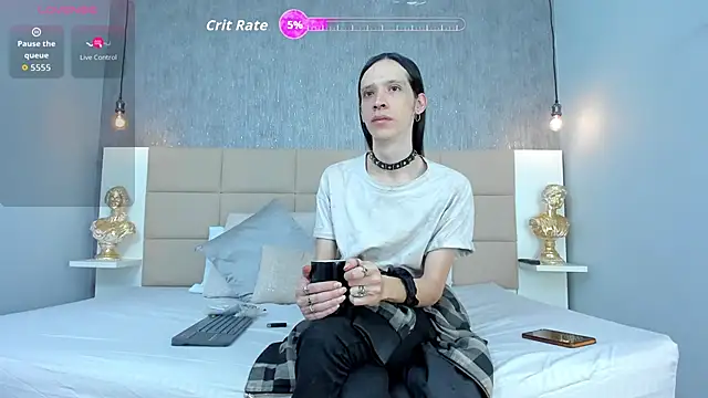 Hecatee 77 online show from March 31, 2026, 7:36 pm