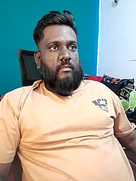 Rayansmith  online show from April 8, 2026, 9:59 pm