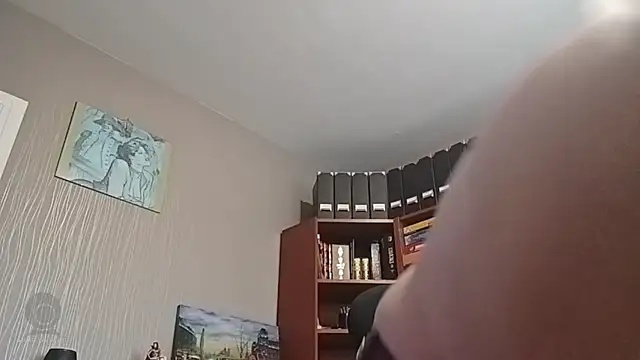 Mandra is a whore online show from November 7, 2025, 10:04 am