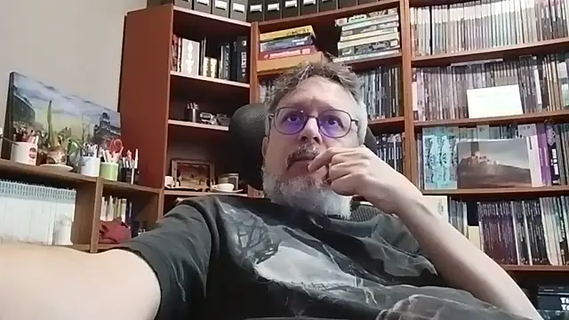 Mandra is a whore online show from December 21, 2025, 10:33 am